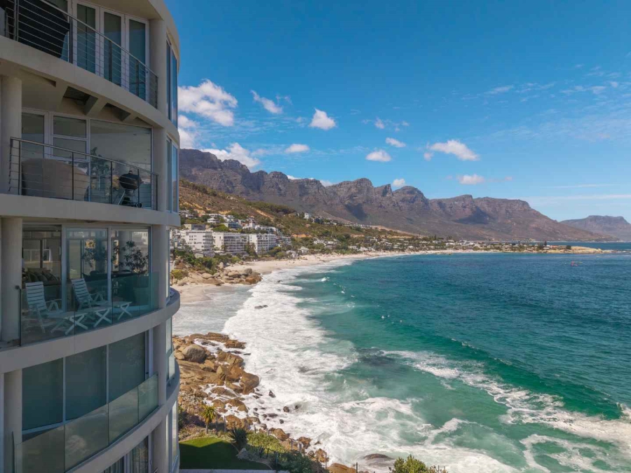 3 Bedroom Property for Sale in Clifton Western Cape